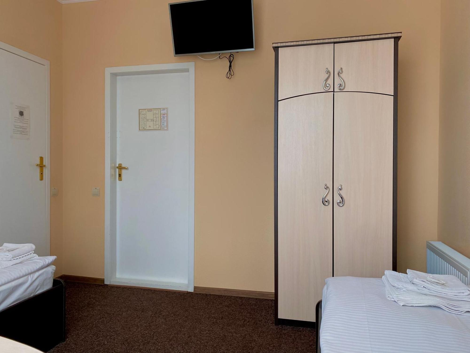 Hotel Орхідея Romny Exterior foto